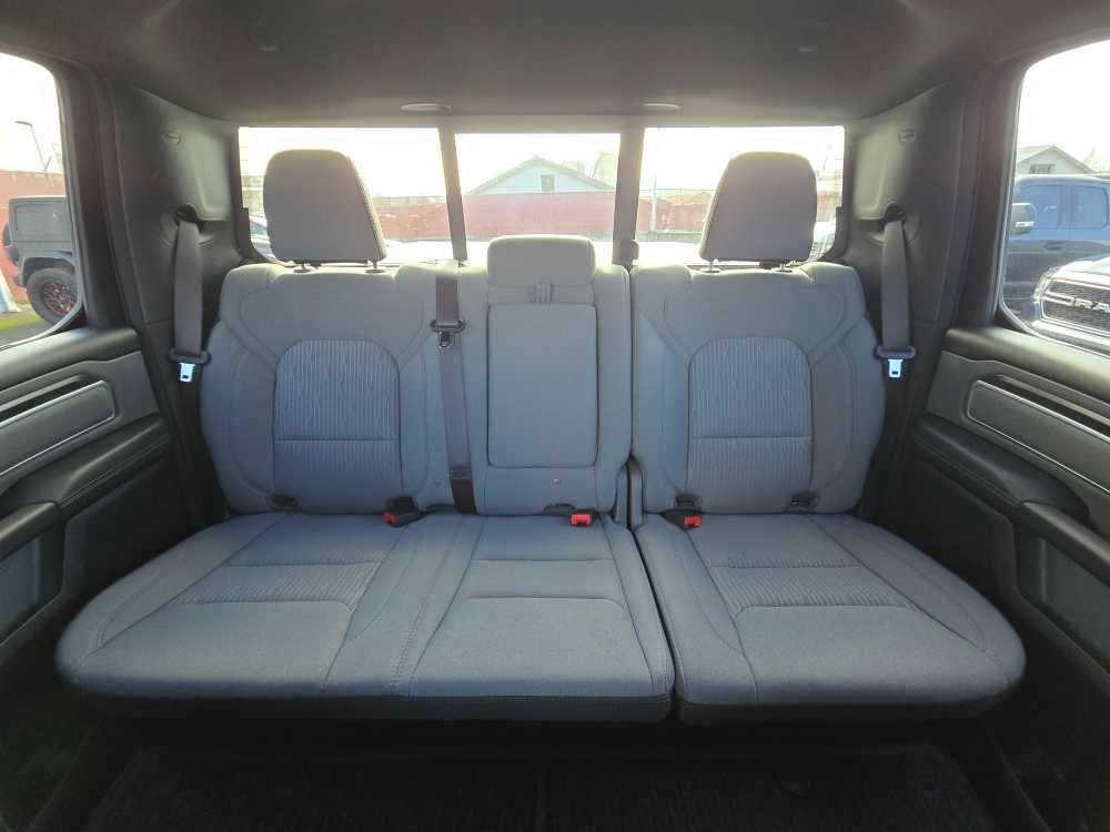 Used 2021 RAM 1500 Big Horn w/ Trailer Tow Group image 18