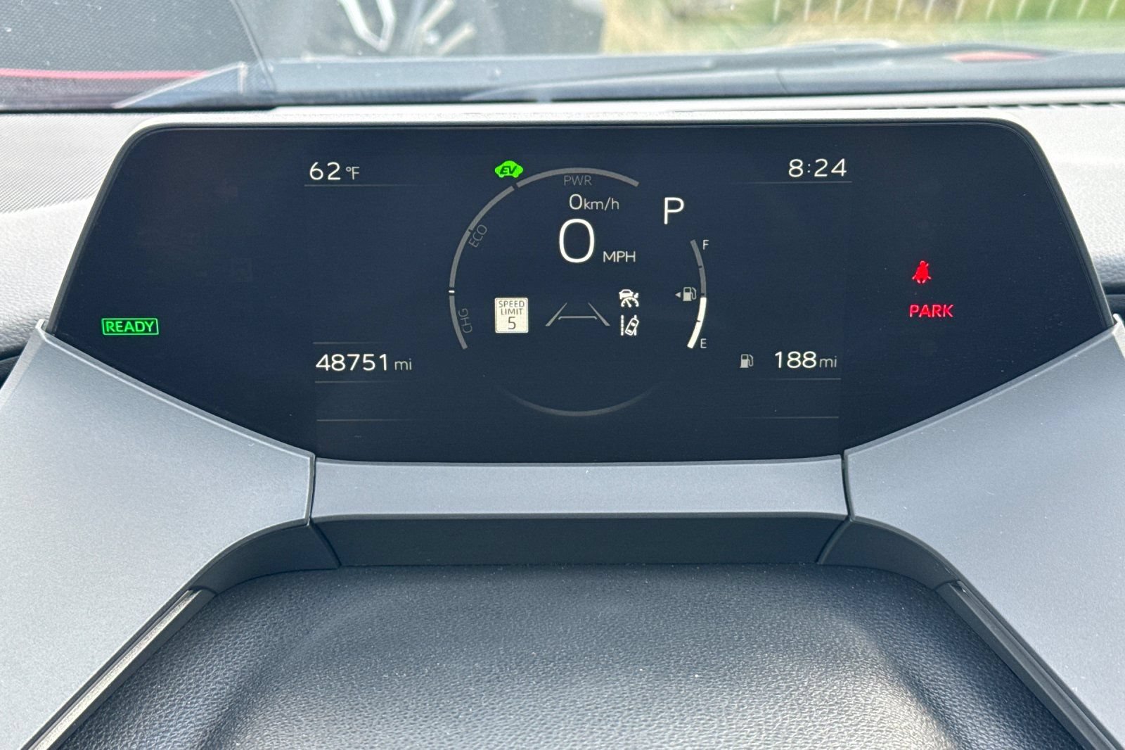 Certified 2025 Toyota Prius LE FWD image 41