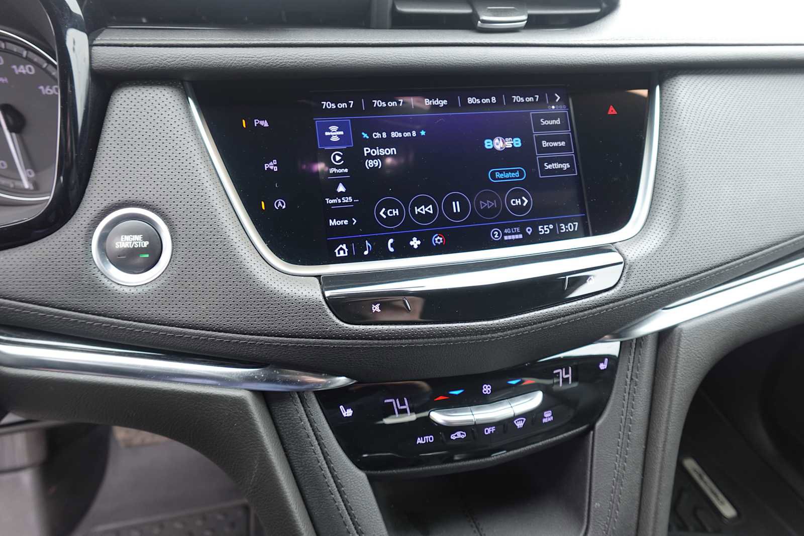 Used 2022 Cadillac XT5 Premium Luxury w/ Technology Package AWD/4WD image 22