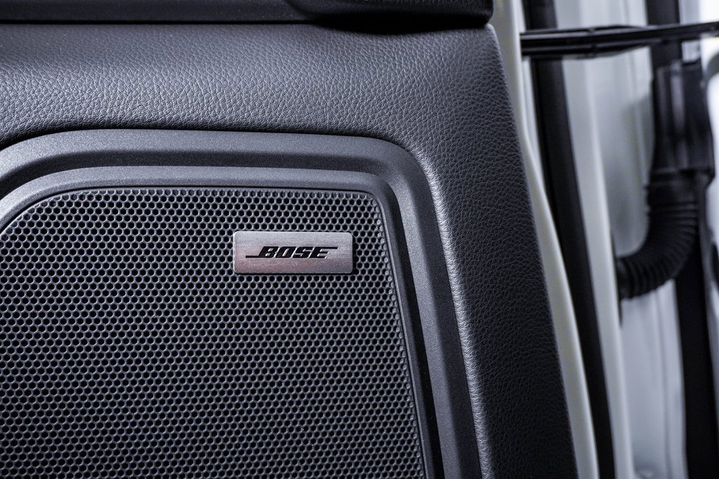 Certified 2025 Porsche Macan image 27