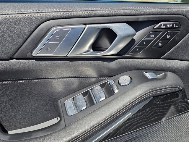 Used 2022 BMW X7 xDrive40i w/ Luxury Seating Package AWD/4WD image 45