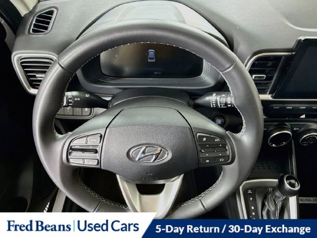Certified 2026 Hyundai Venue SEL FWD image 18