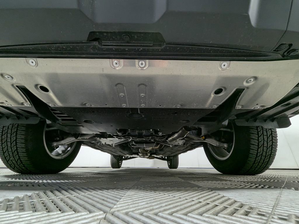 Used 2025 Subaru Outback Wilderness AWD/4WD image 14