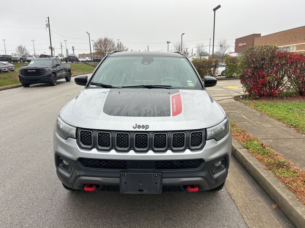 Used 2023 Jeep Compass Trailhawk image 2