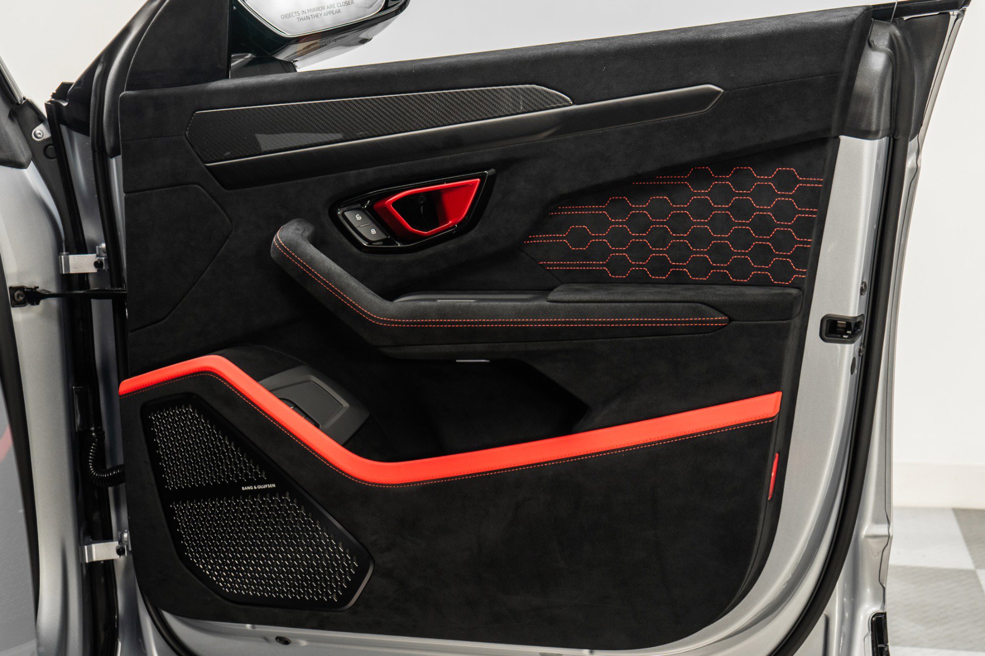 Used 2024 Lamborghini Urus Performante image 46