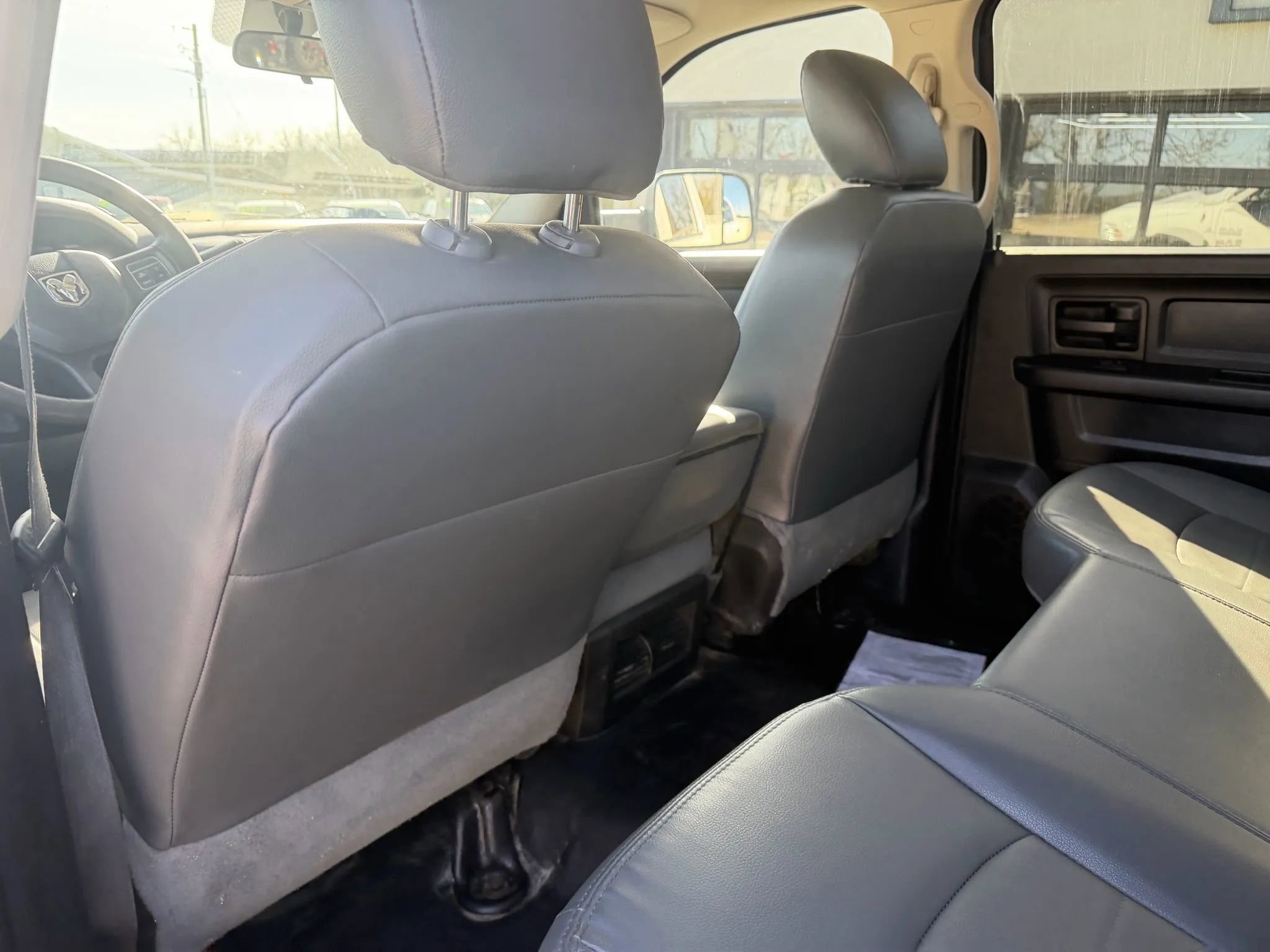 Used 2018 RAM 3500 Tradesman w/ Chrome Appearance Group AWD/4WD image 39