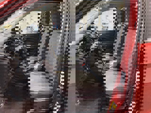 Used 2016 Ford Escape SE w/ Equipment Group 201A image 16