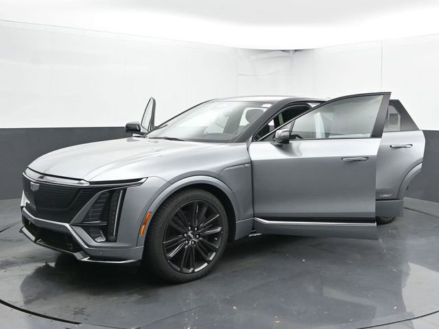 New 2026 Cadillac Lyriq V image 45