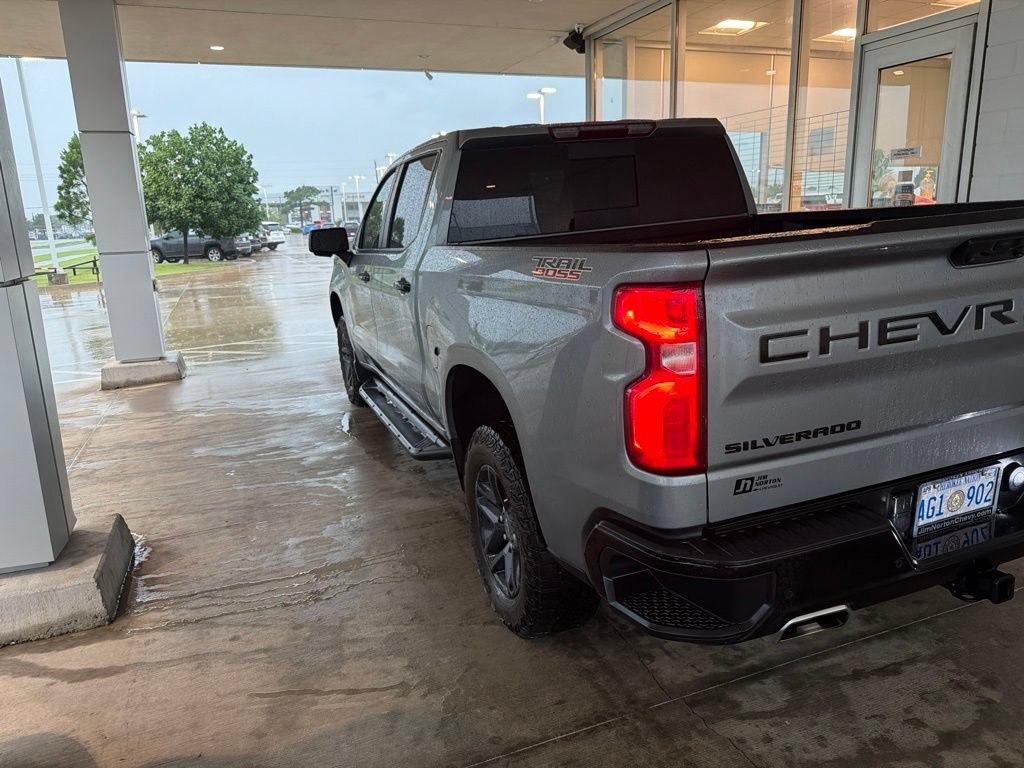 Used 2024 Chevrolet Silverado 1500 LT Trail Boss w/ LT Trail Boss Premium Package AWD/4WD image 7