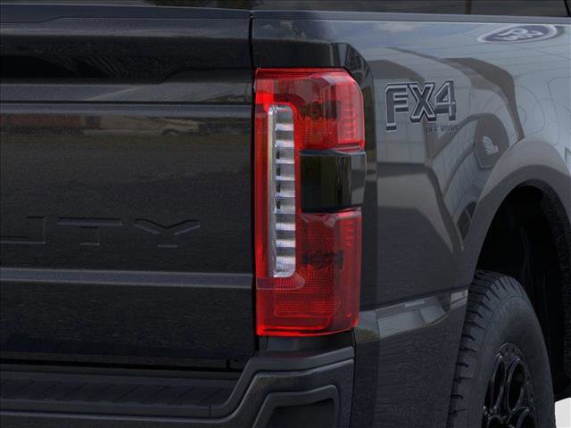 New 2026 Ford F250 Lariat w/ Black Appearance Package image 21