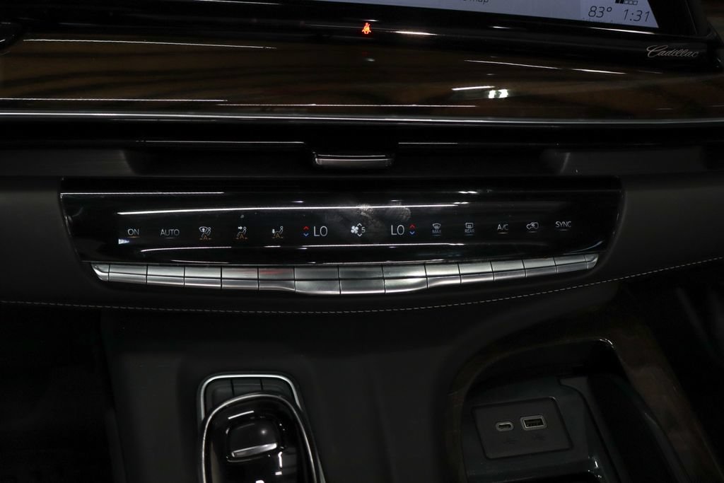 Used 2022 Cadillac Escalade Sport Platinum w/ LPO, ONYX Package AWD/4WD image 37