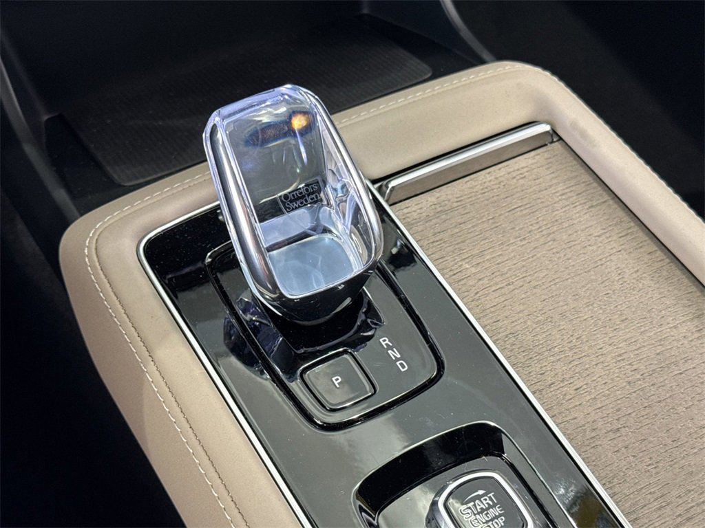 New 2026 Volvo XC90 T8 Plus image 22