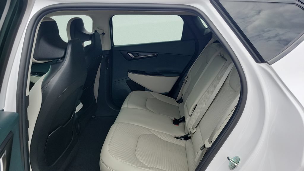 Used 2025 Kia EV6 Wind RWD image 10