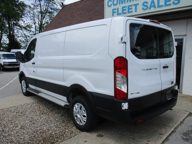Used 2024 Ford Transit 250 Low Roof w/ Exterior Upgrade Package RWD image 9