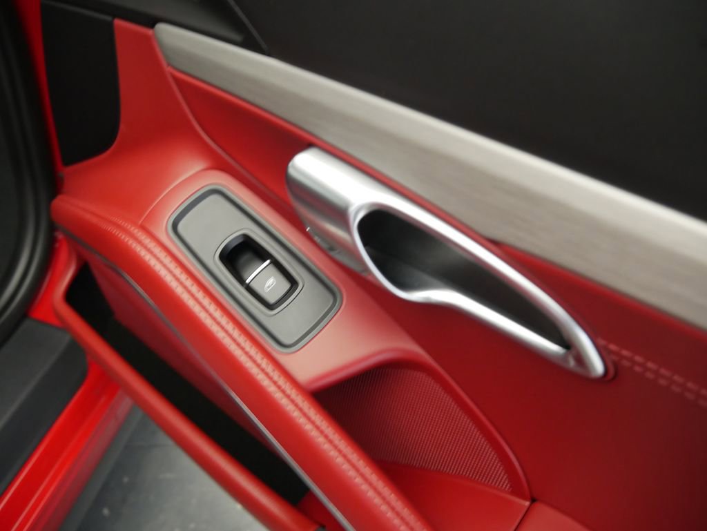 Certified 2019 Porsche 911 Carrera 4 image 21