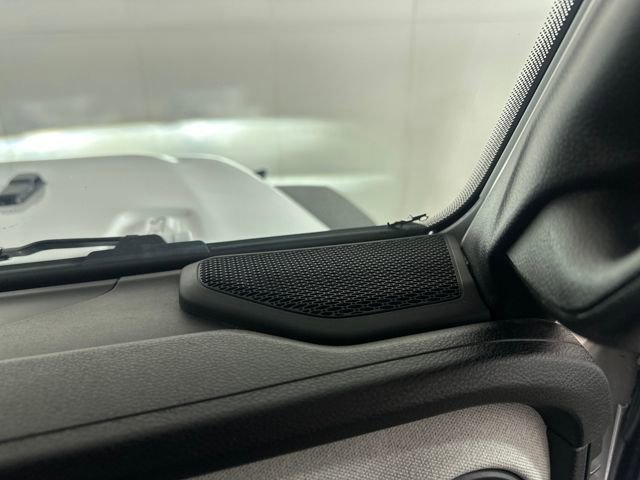 Used 2024 Jeep Wrangler Unlimited image 30