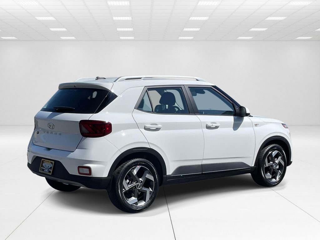 New 2026 Hyundai Venue SEL image 6