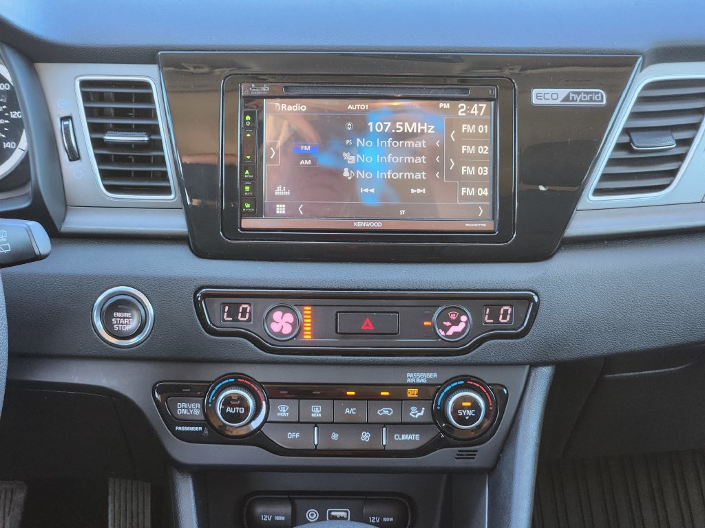 Used 2019 Kia Niro LX FWD image 19