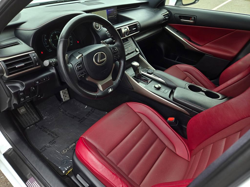 Used 2019 Lexus IS 300 F Sport w/ F Sport Package RWD image 11