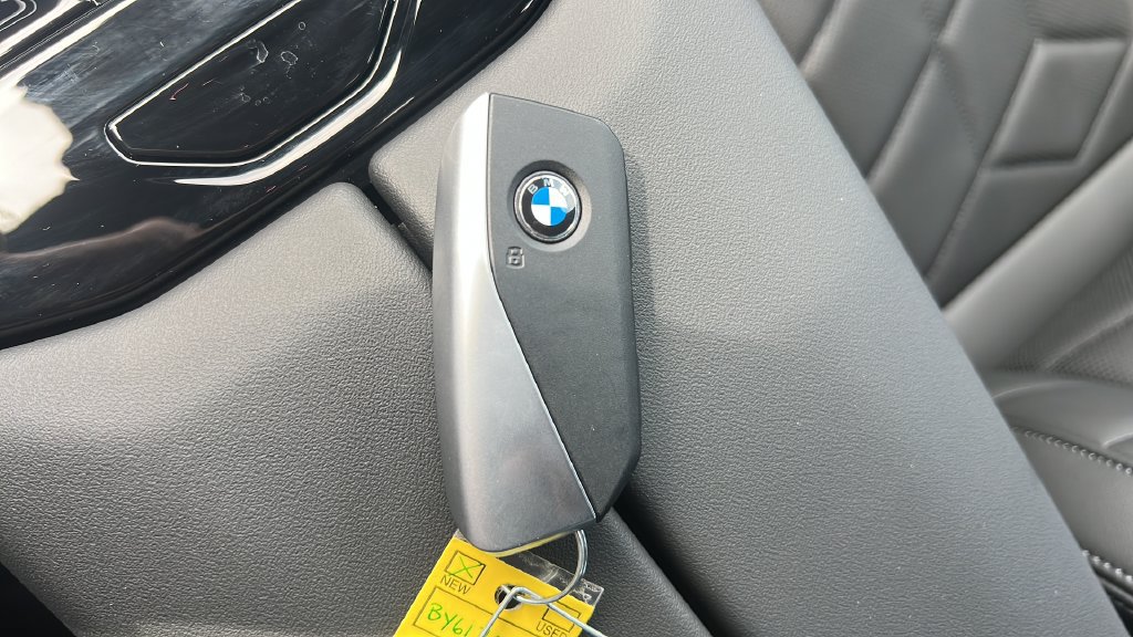 New 2027 BMW 550e xDrive AWD/4WD image 23