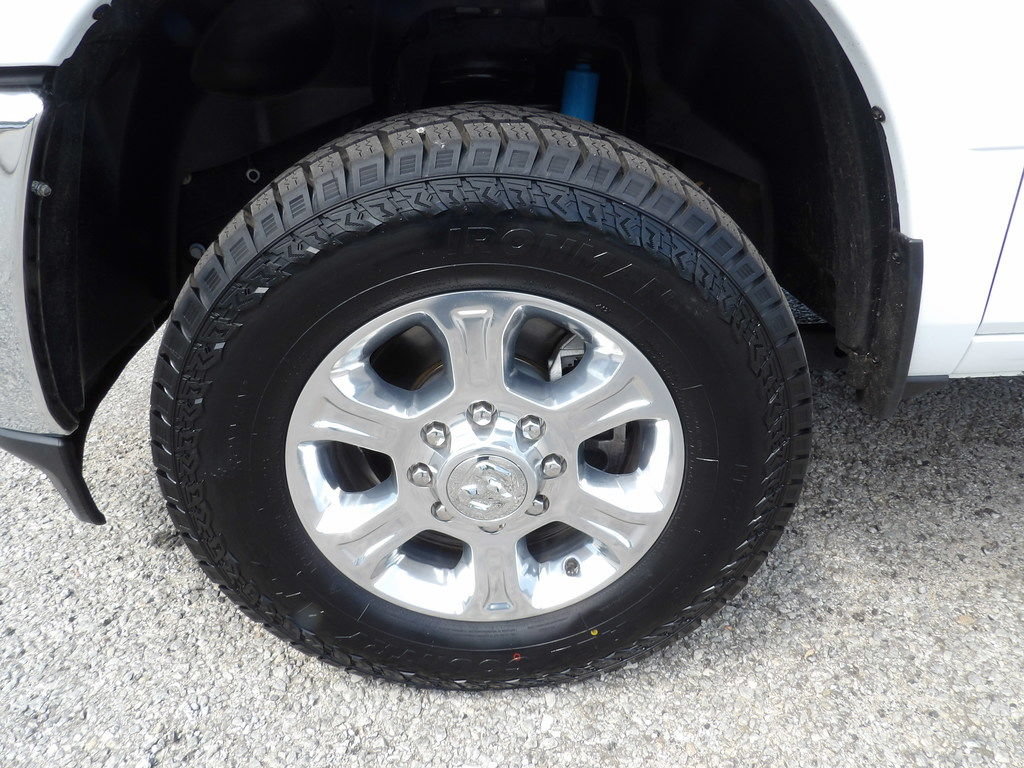 Used 2024 RAM 2500 Big Horn w/ Off Road Package AWD/4WD image 56