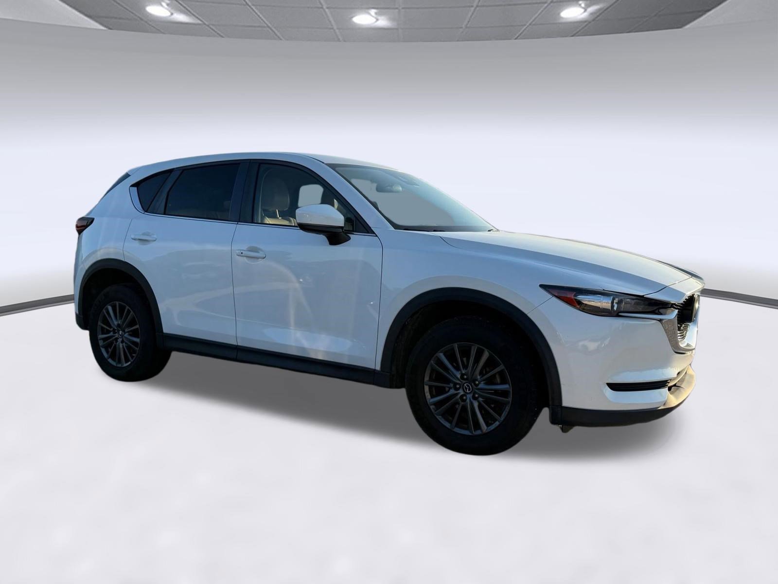 Used 2019 MAZDA CX-5 Touring FWD image 4