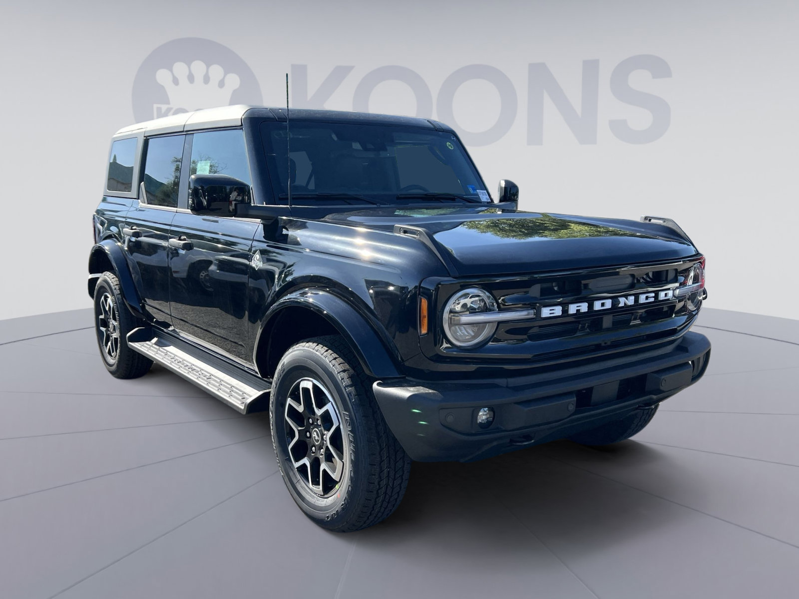 New 2026 Ford Bronco Outer Banks AWD/4WD image 2