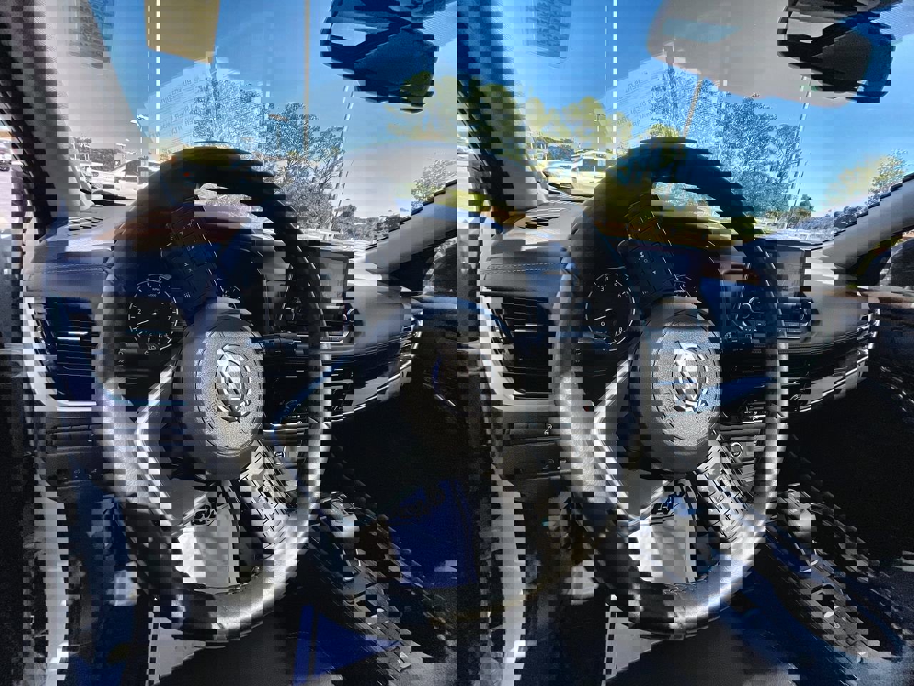 Used 2023 Nissan Rogue SL image 10