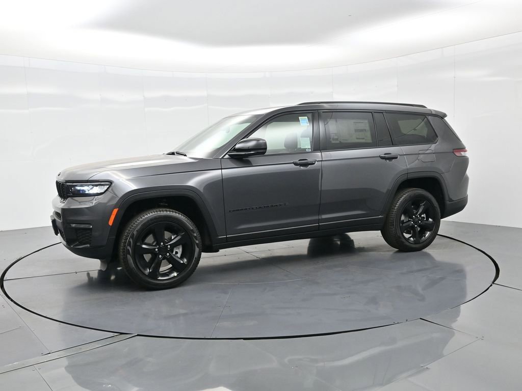 New 2025 Jeep Grand Cherokee L Limited w/ Black Appearance Package image 10