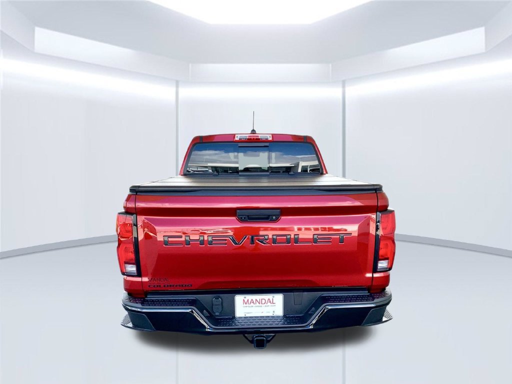 Used 2024 Chevrolet Colorado Z71 w/ Z71 Convenience Package 2 AWD/4WD image 7
