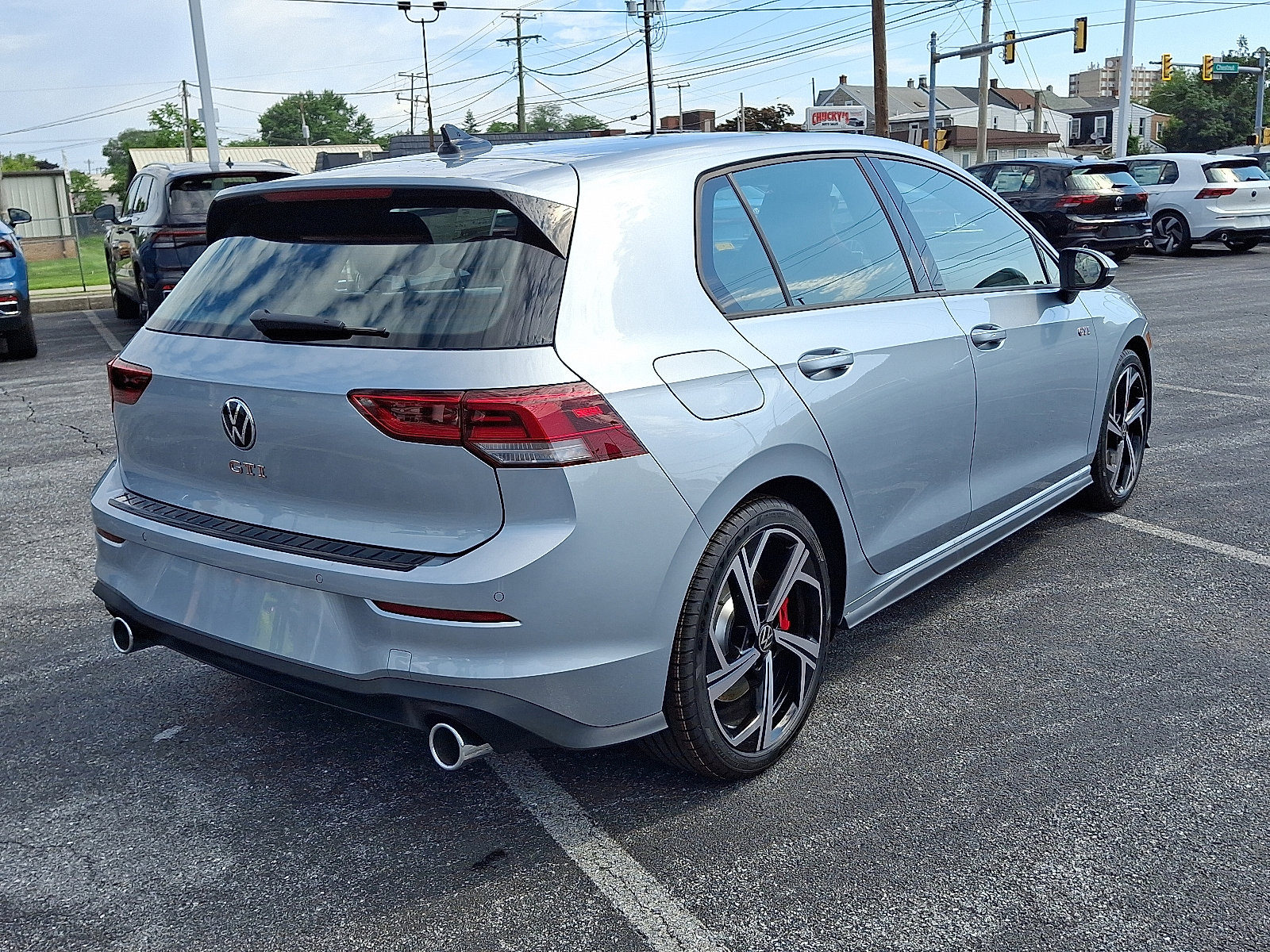 New 2025 Volkswagen GTI SE image 5