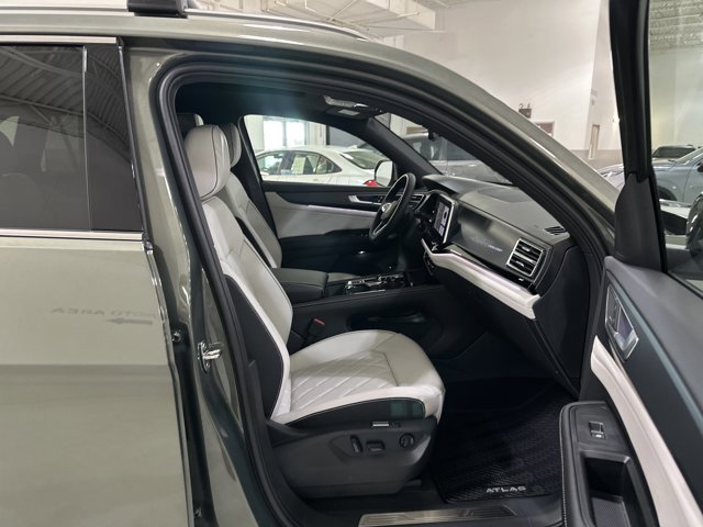New 2026 Volkswagen Atlas Cross Sport SEL Premium R-Line image 36