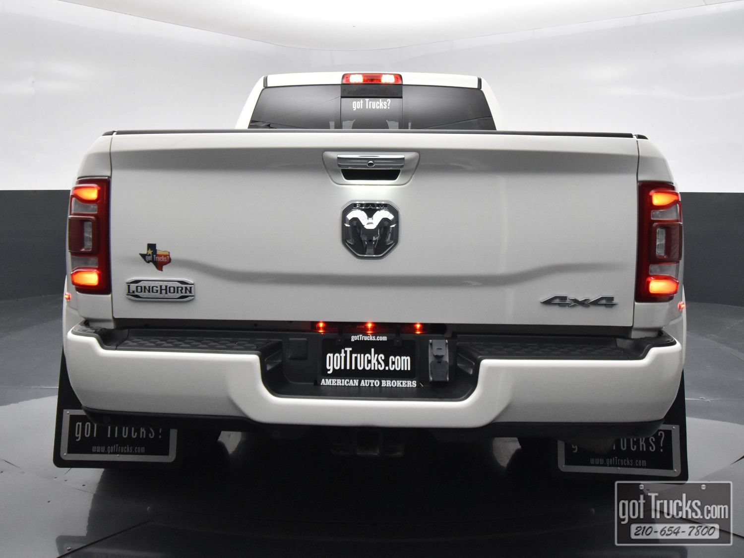 Used 2022 RAM 3500 Limited AWD/4WD image 6