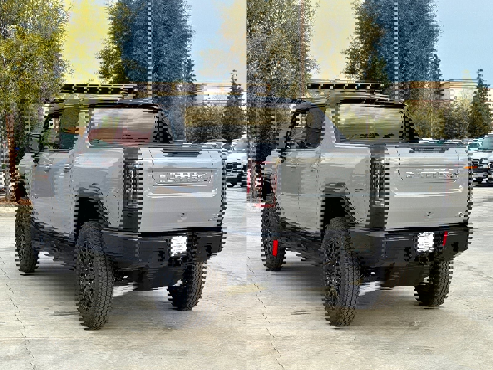 New 2026 GMC Hummer EV 4x4 Crew Cab image 13