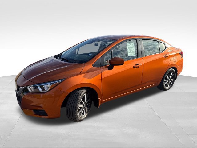 Certified 2022 Nissan Versa SV FWD image 4