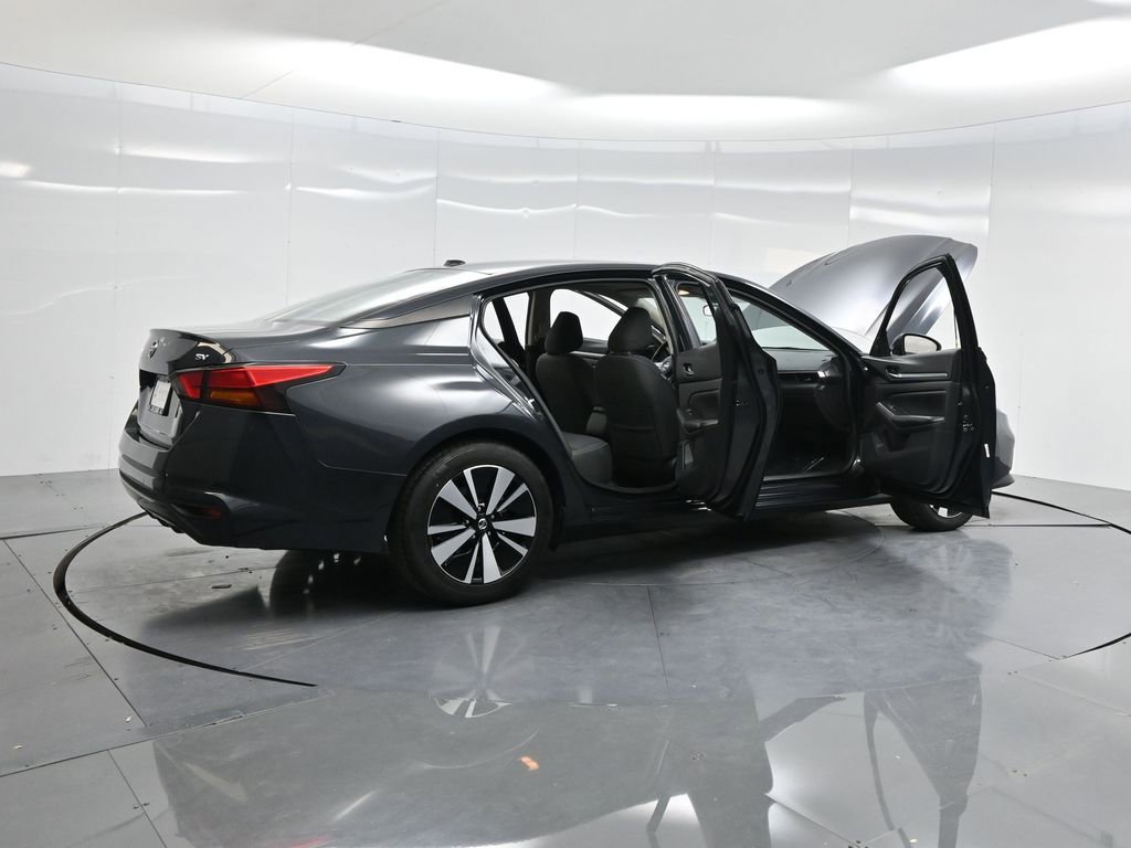 Used 2022 Nissan Altima 2.5 SV image 5