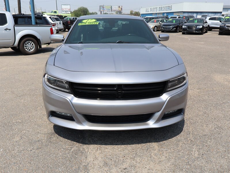 Used 2017 Dodge Charger SXT w/ Plus Group RWD image 2