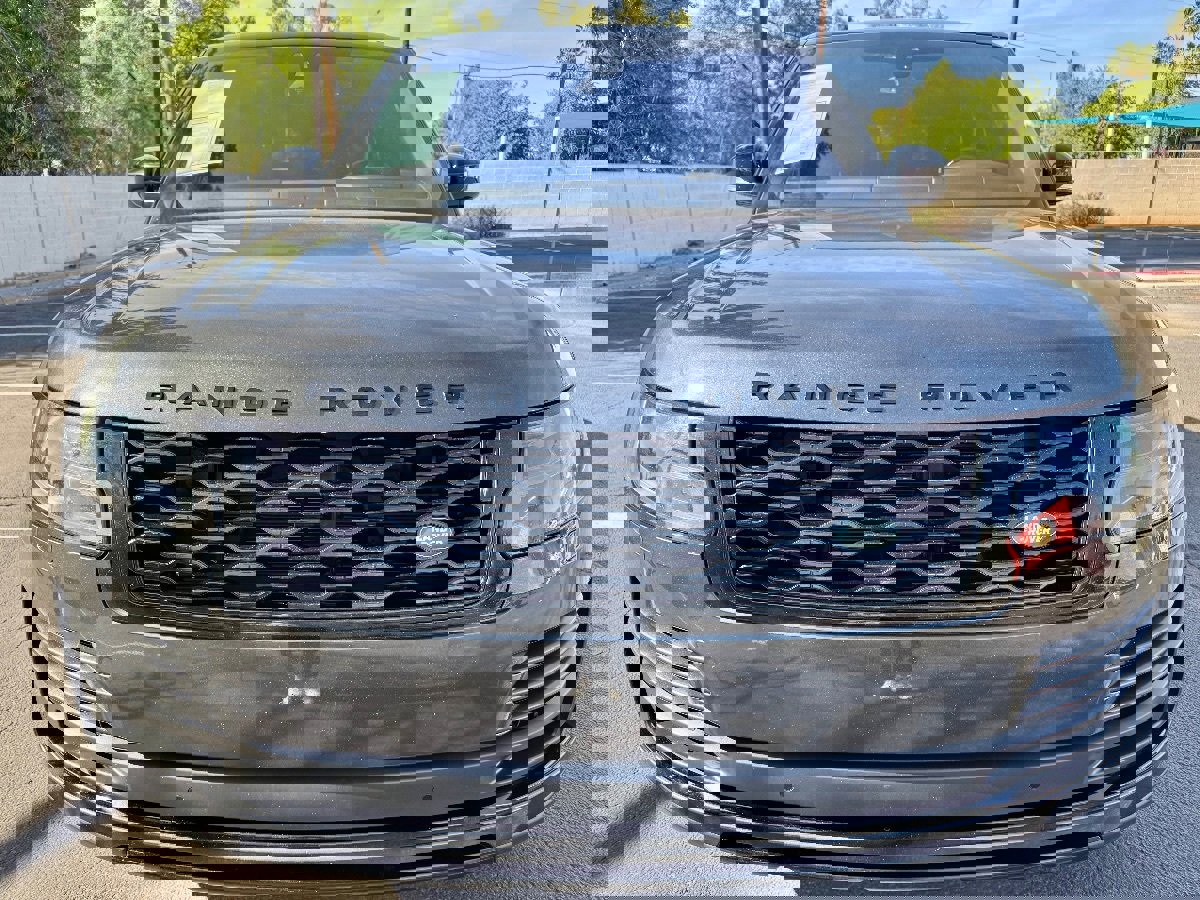 Used 2019 Land Rover Range Rover Supercharged AWD/4WD image 3