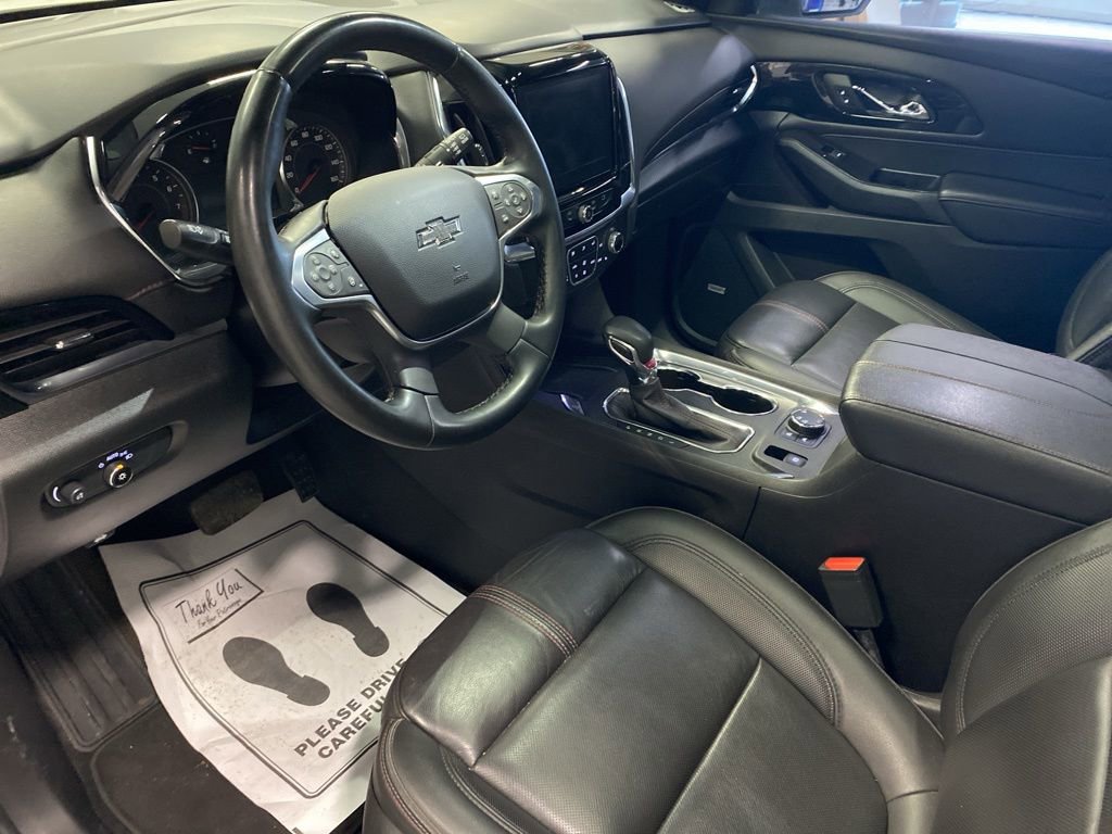 Used 2023 Chevrolet Traverse RS image 11