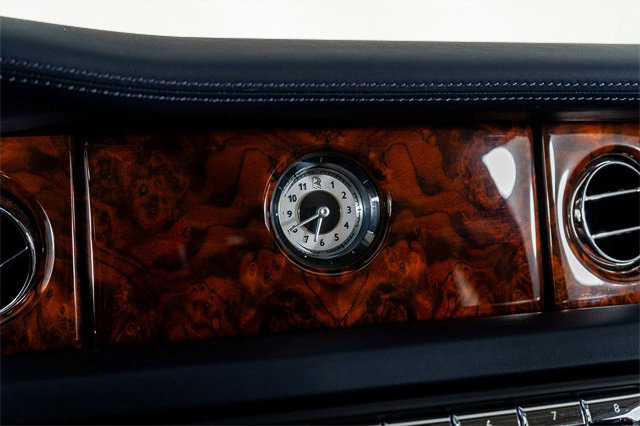 Used 2016 Rolls-Royce Phantom Sedan image 47