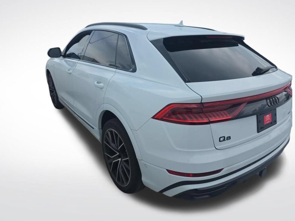 Used 2023 Audi Q8 Premium Plus w/ Premium Plus Package AWD/4WD image 2