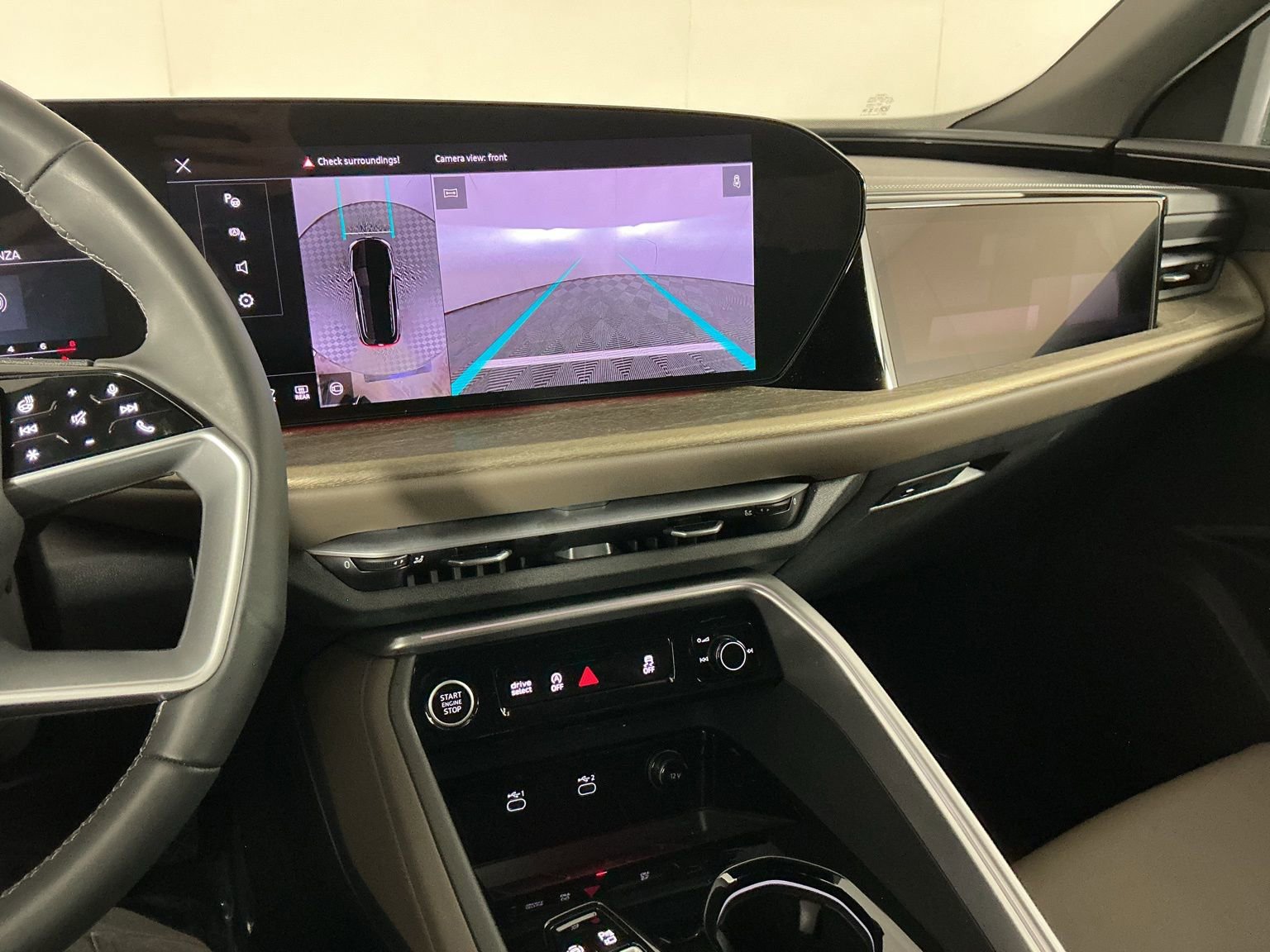 Used 2025 Audi Q5 Prestige image 13