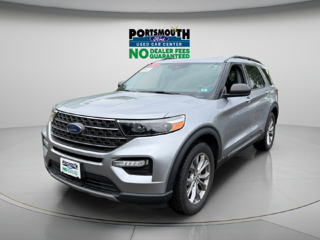 Used 2022 Ford Explorer XLT w/ Equipment Group 202A AWD/4WD image 9