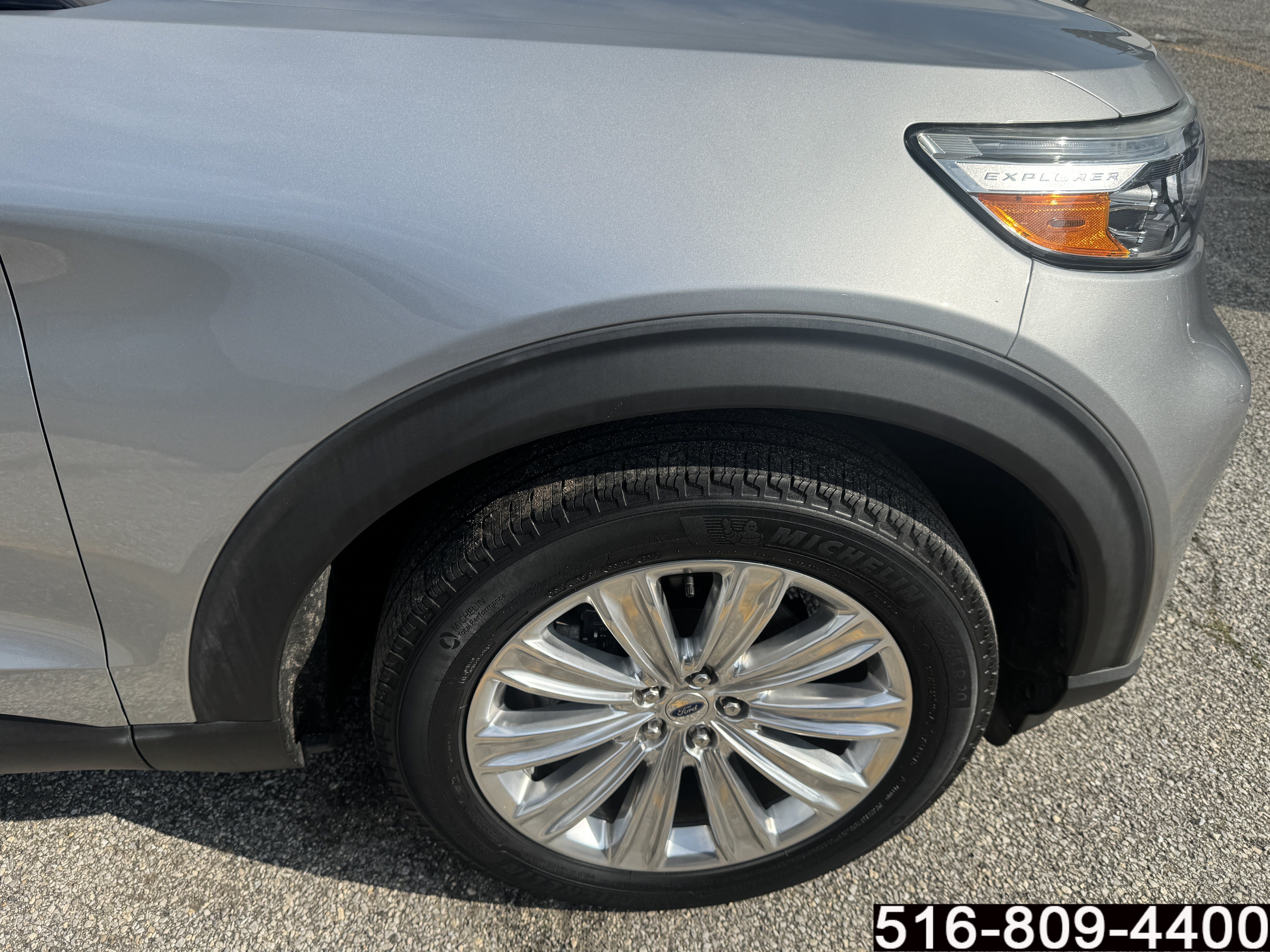 Used 2020 Ford Explorer Limited AWD/4WD image 9