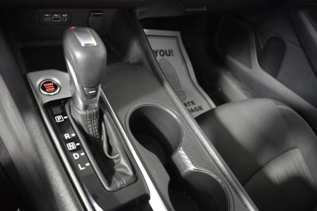 Used 2025 Nissan Altima 2.5 SV FWD image 25