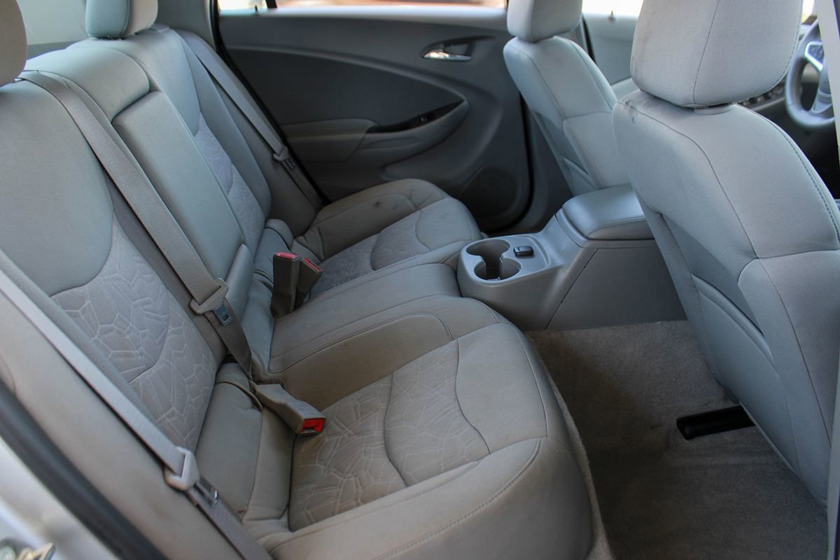 Used 2016 Chevrolet Volt LT w/ Comfort Package FWD image 22