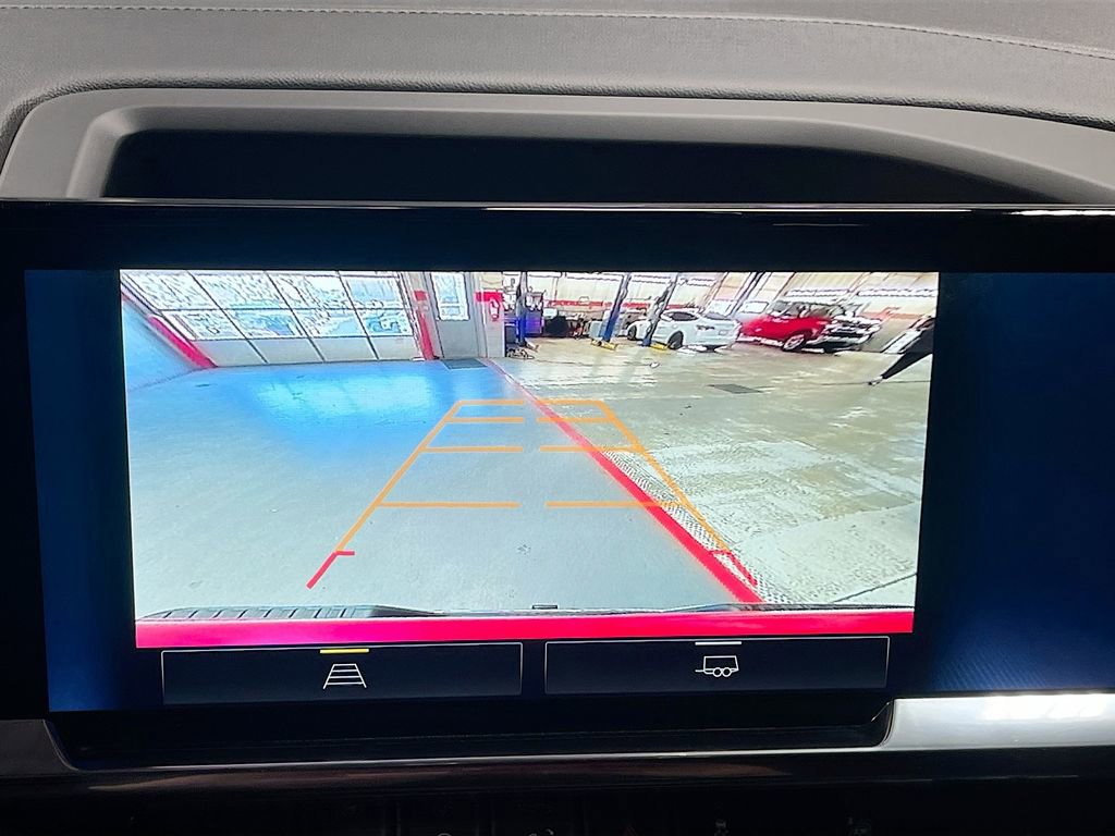 Used 2025 Chevrolet Silverado 1500 LT image 14