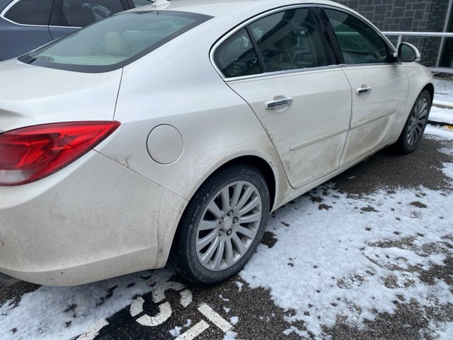 Used 2013 Buick Regal Premium image 12