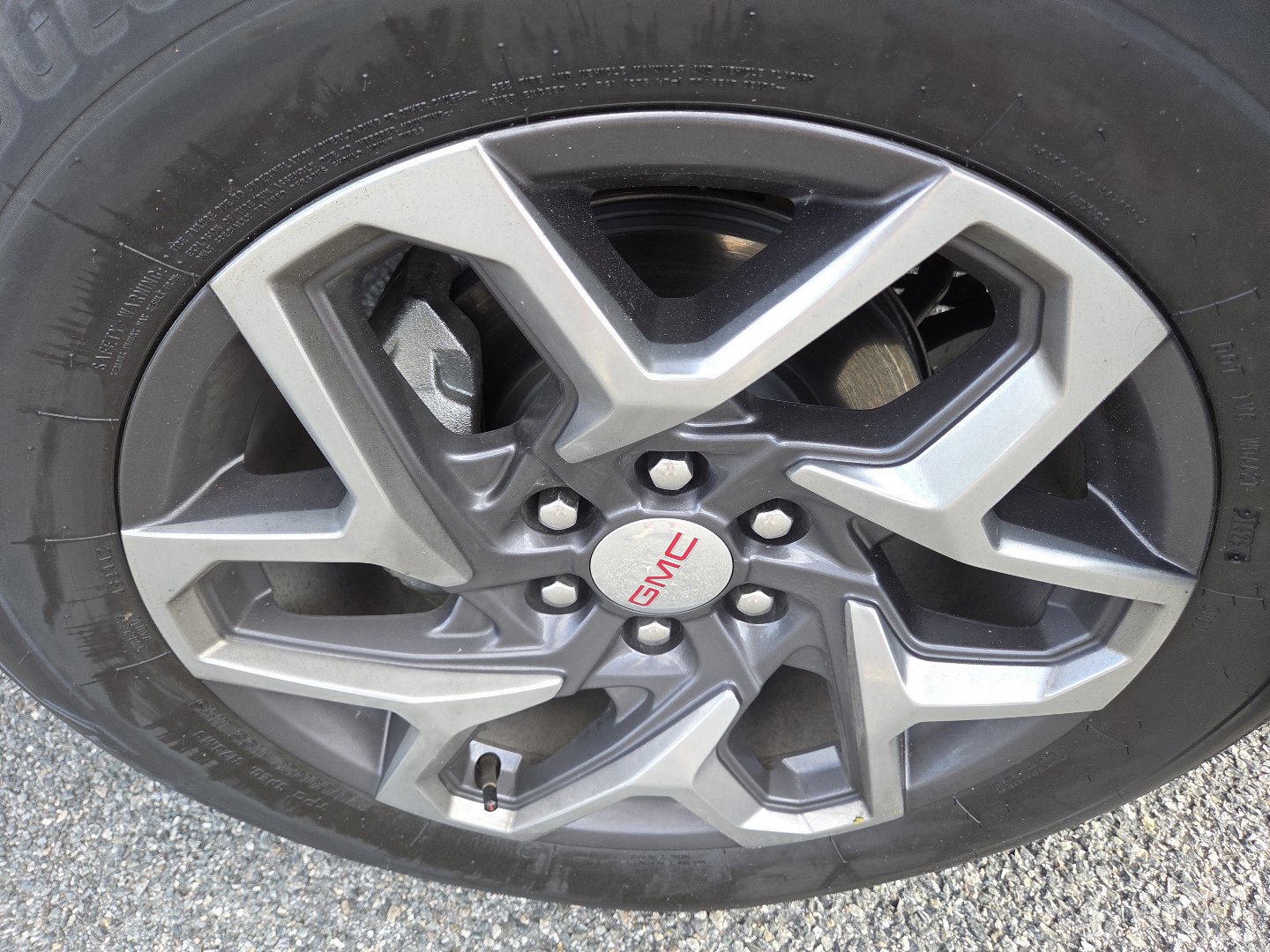 Used 2025 GMC Sierra 1500 SLE w/ Preferred Package AWD/4WD image 13