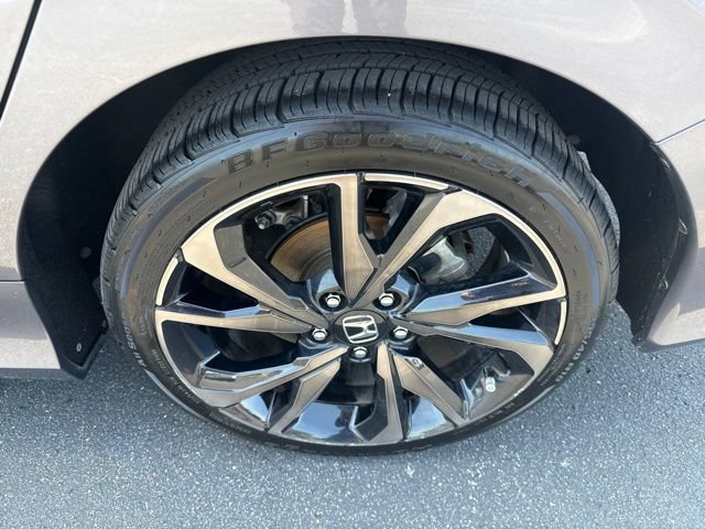 Used 2021 Honda Civic Sport image 11